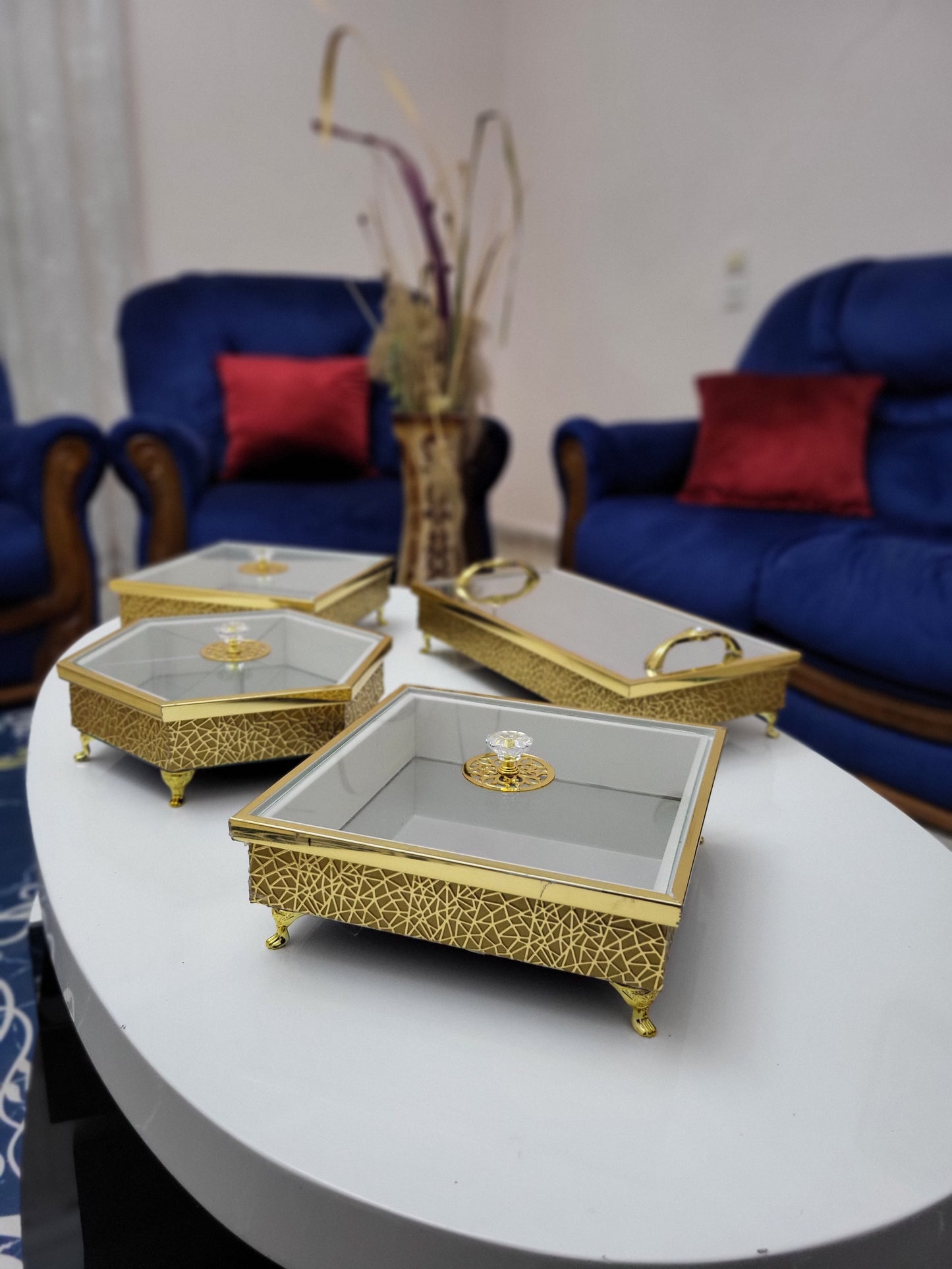 مجموعة العلب الفاخرة