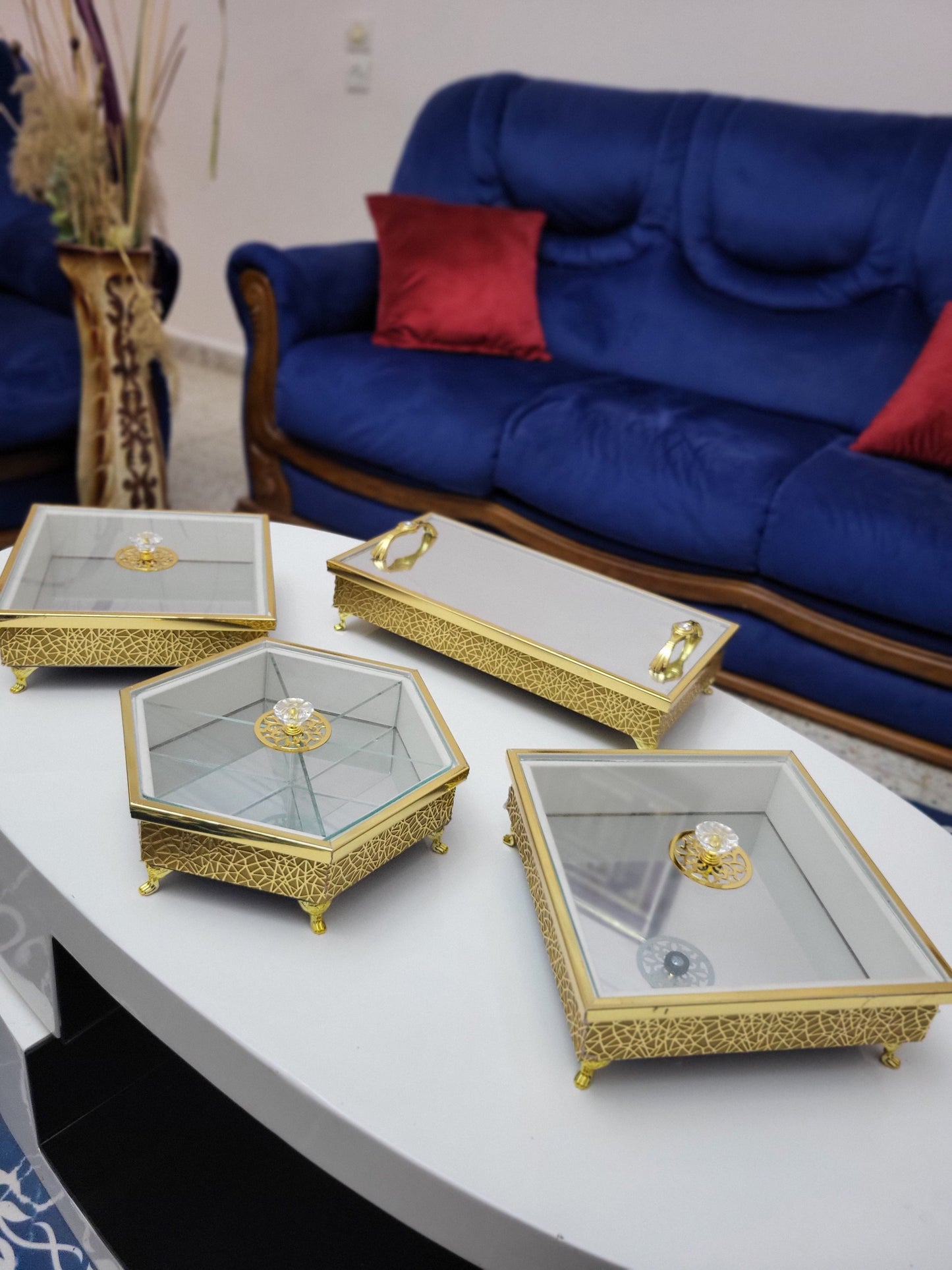 مجموعة العلب الفاخرة