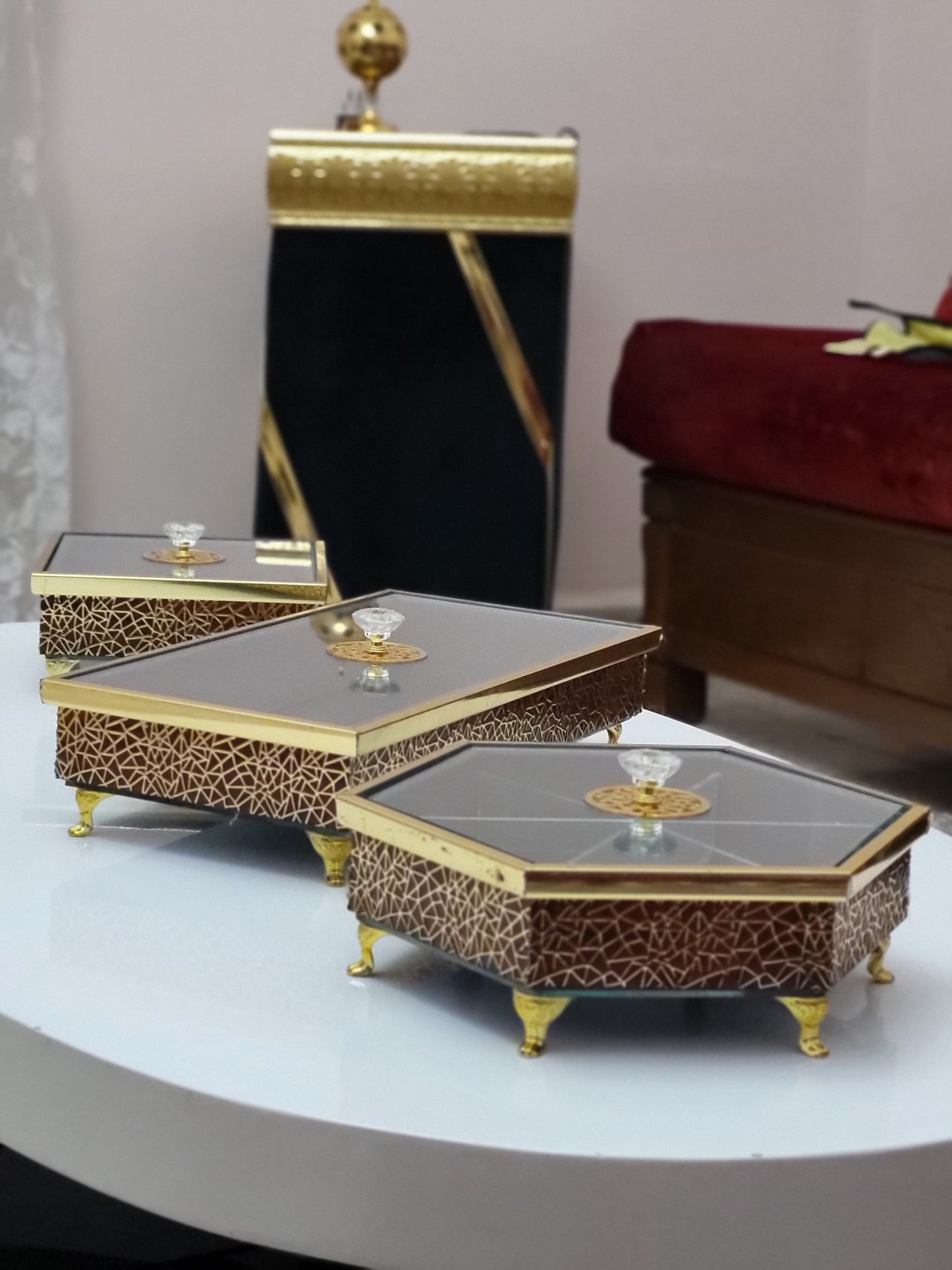 مجموعة العلب الفاخرة