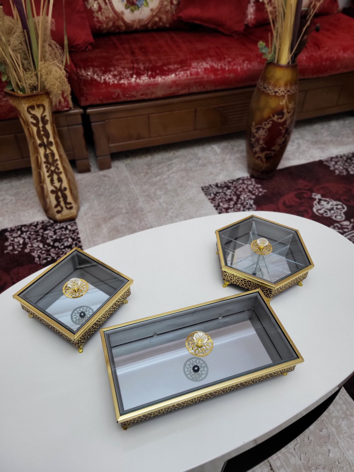 مجموعة العلب الفاخرة