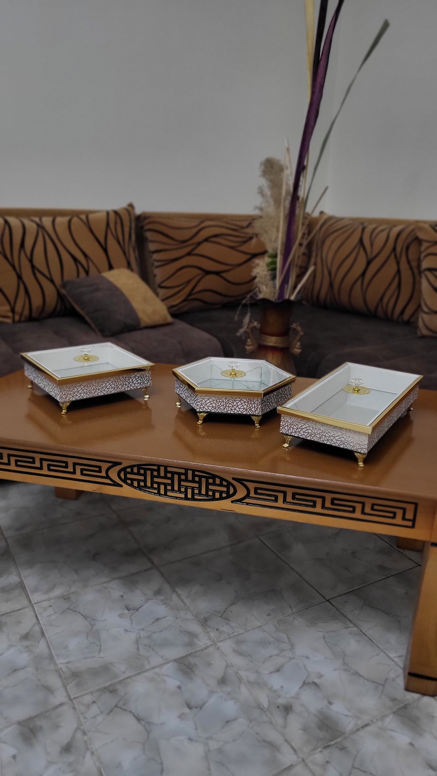 مجموعة العلب الملكية الفاخرة
