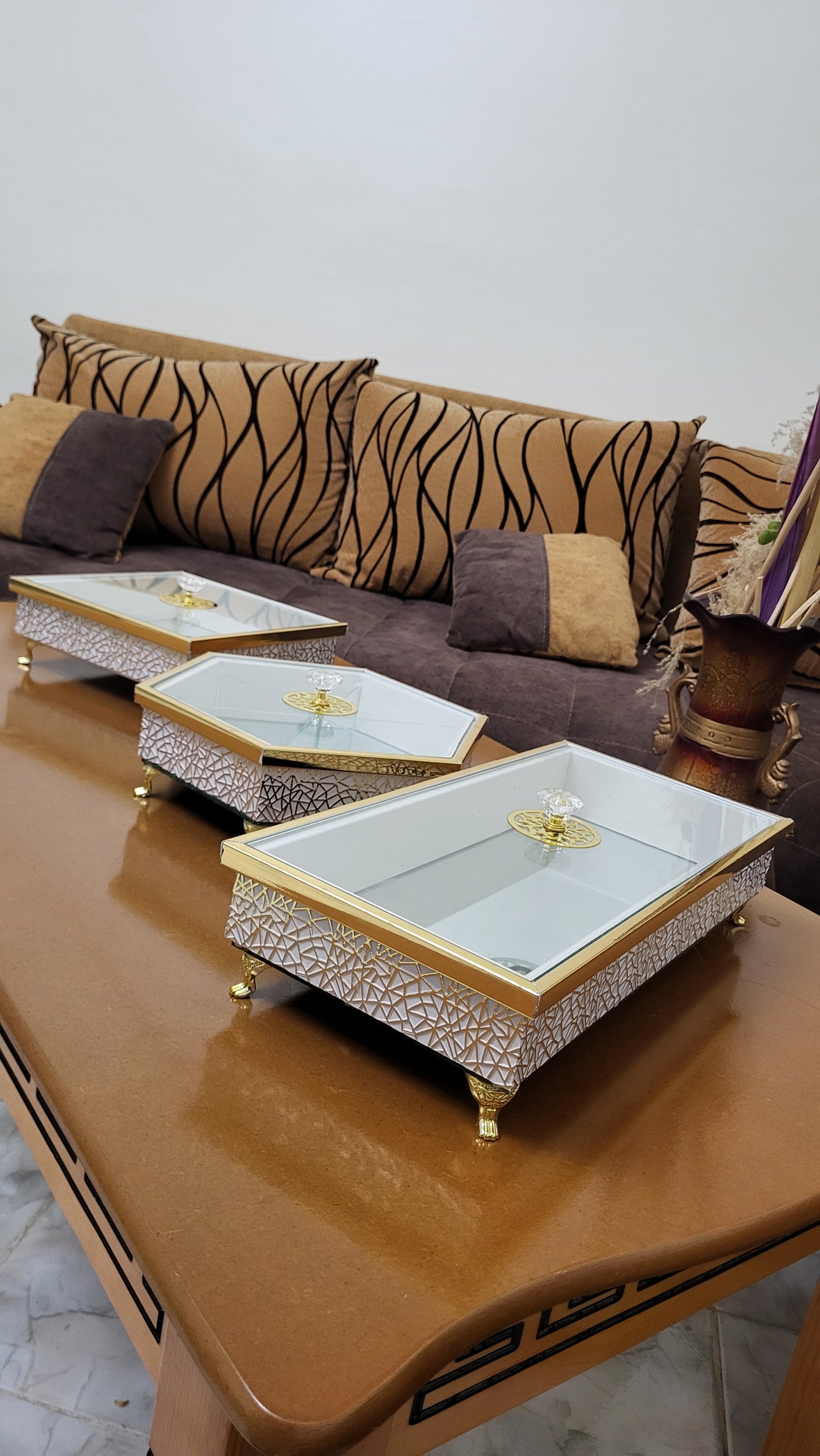 مجموعة العلب الملكية الفاخرة