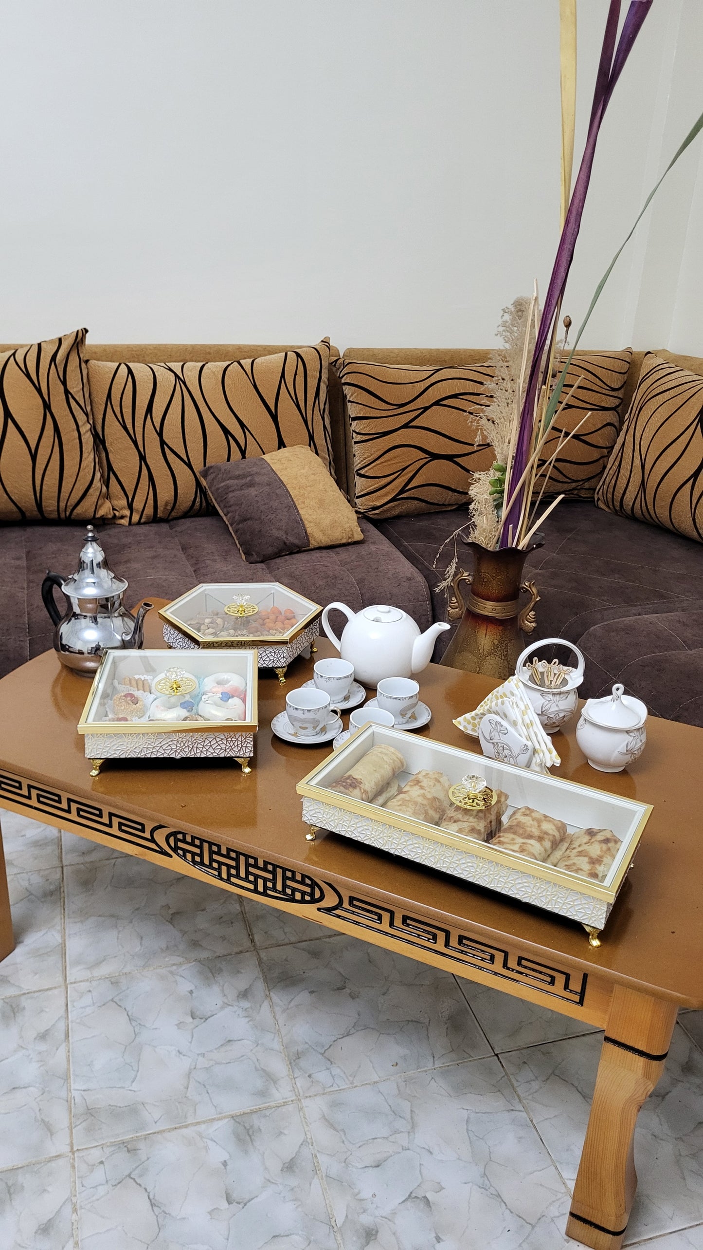 مجموعة العلب الملكية الفاخرة