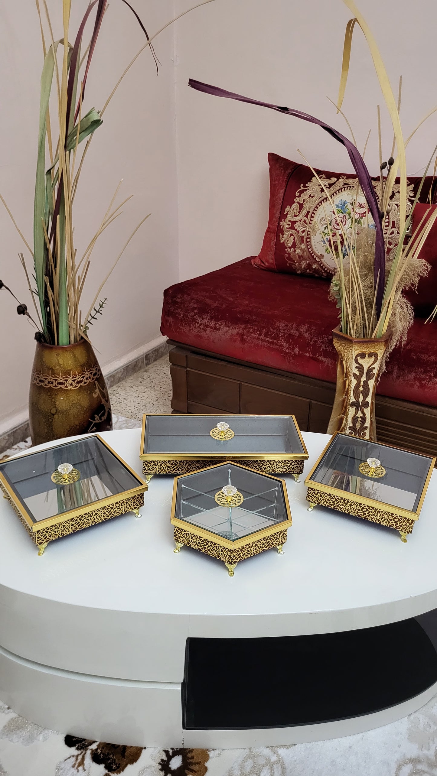 مجموعة علب روايال