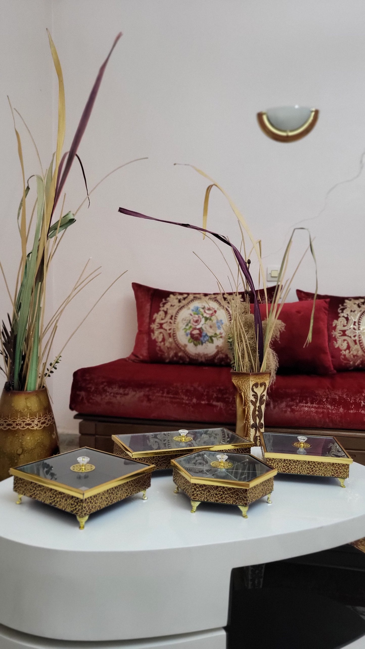 مجموعة علب روايال