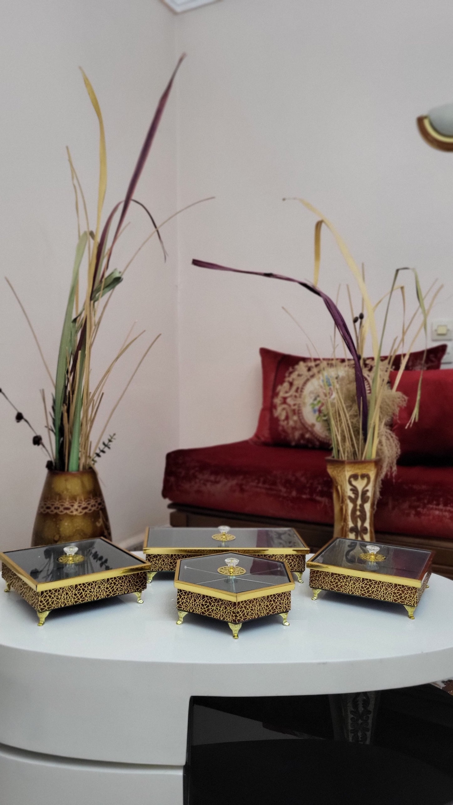 مجموعة علب روايال