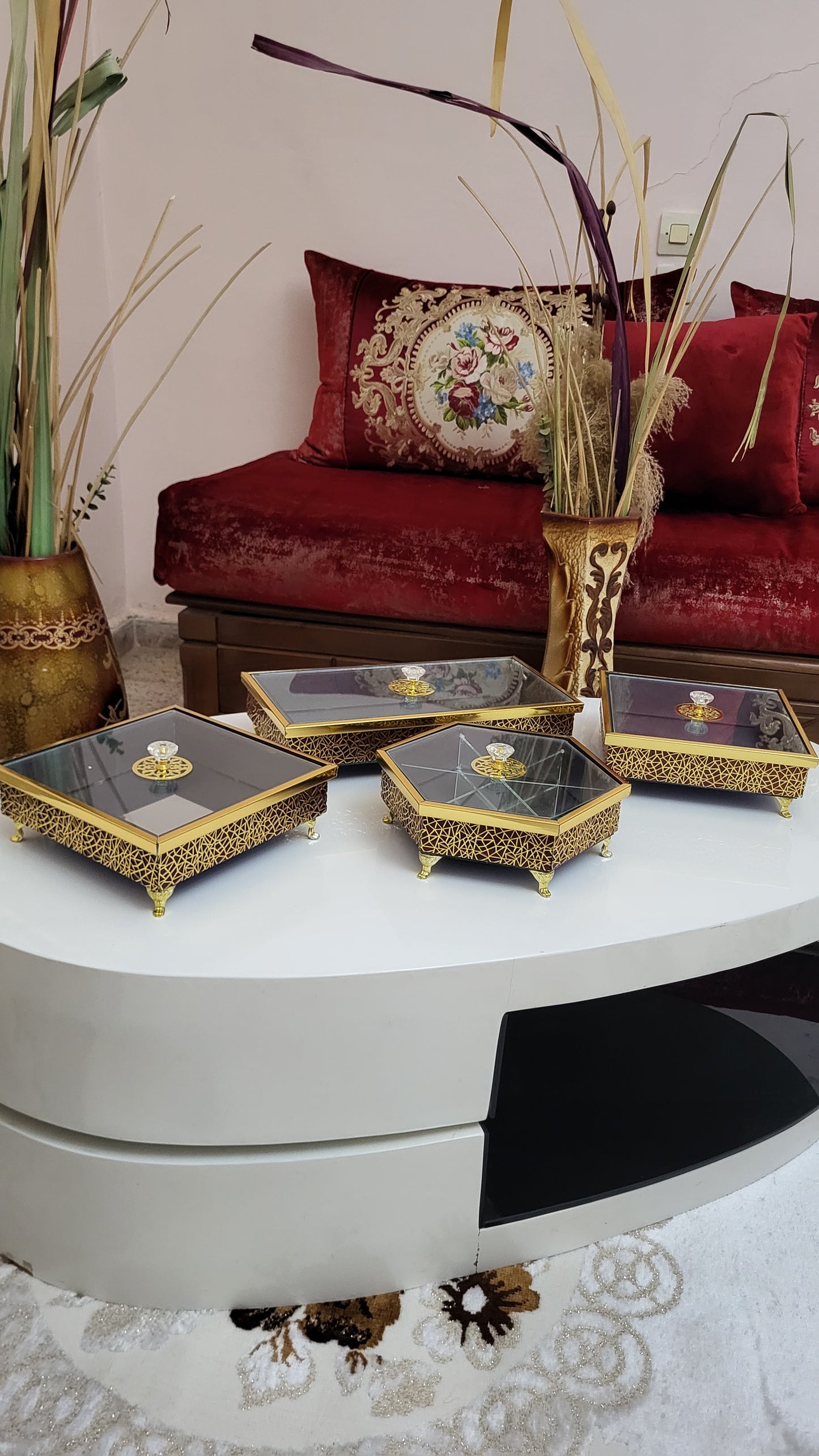 مجموعة علب روايال