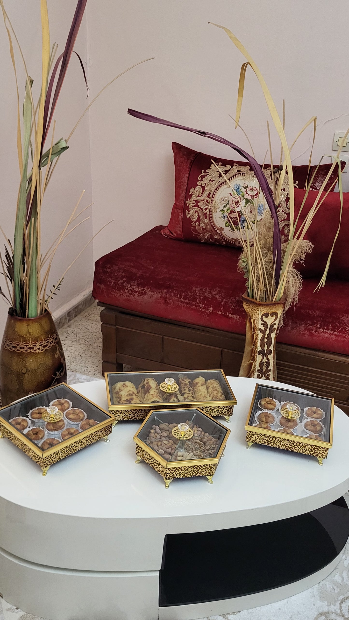 مجموعة علب روايال
