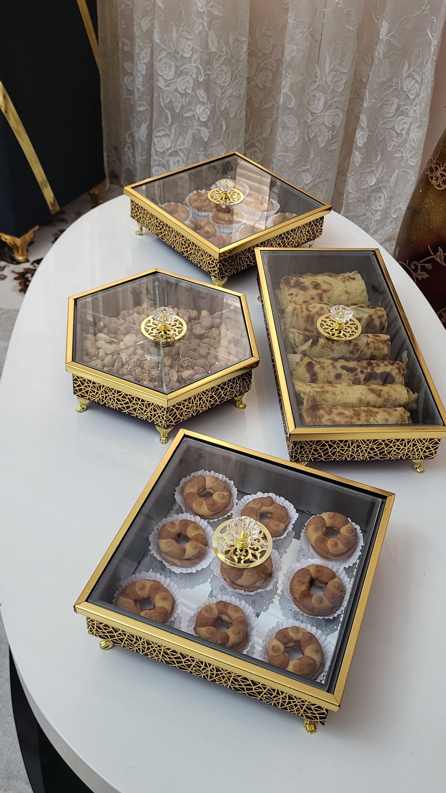 مجموعة علب روايال
