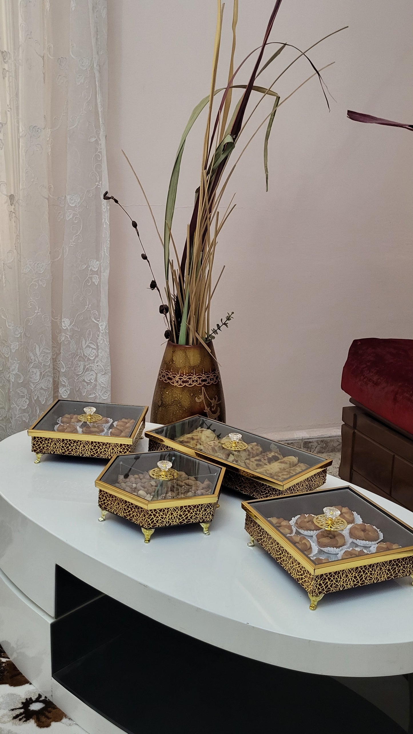 مجموعة علب روايال