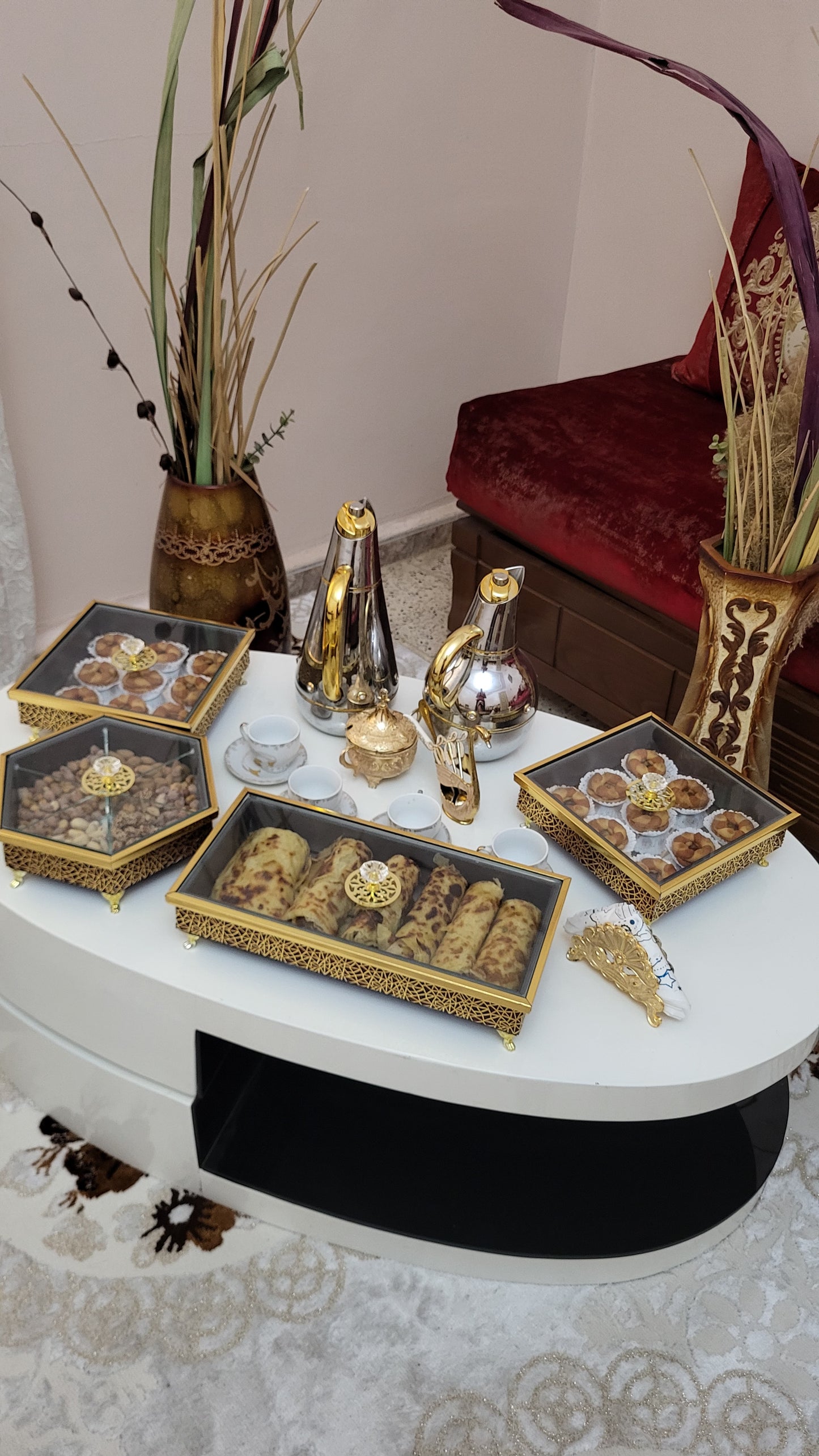 مجموعة علب روايال