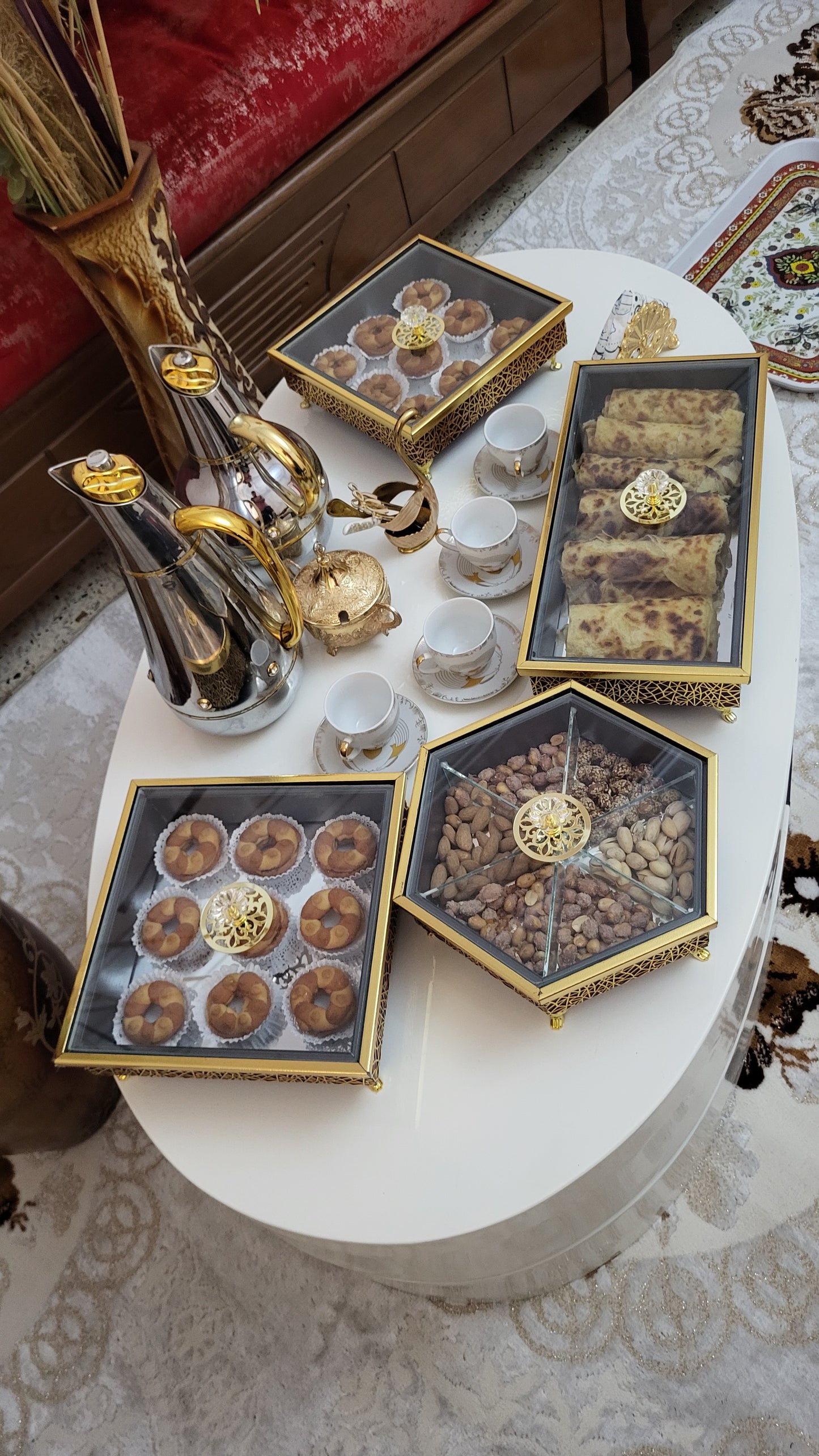 مجموعة علب روايال