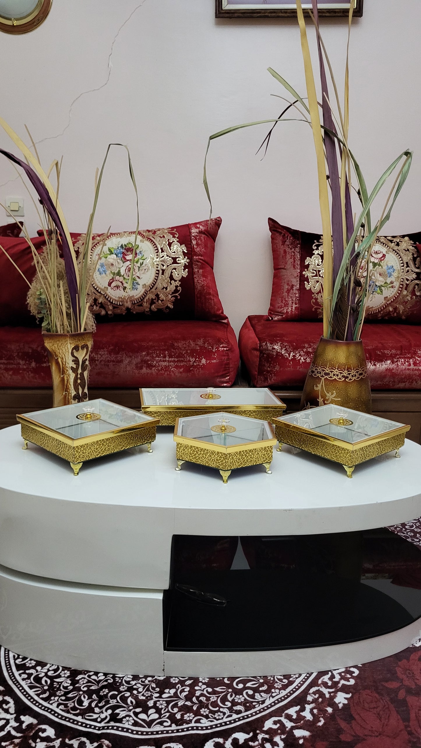مجموعة العلب الملكية الفاخرة
