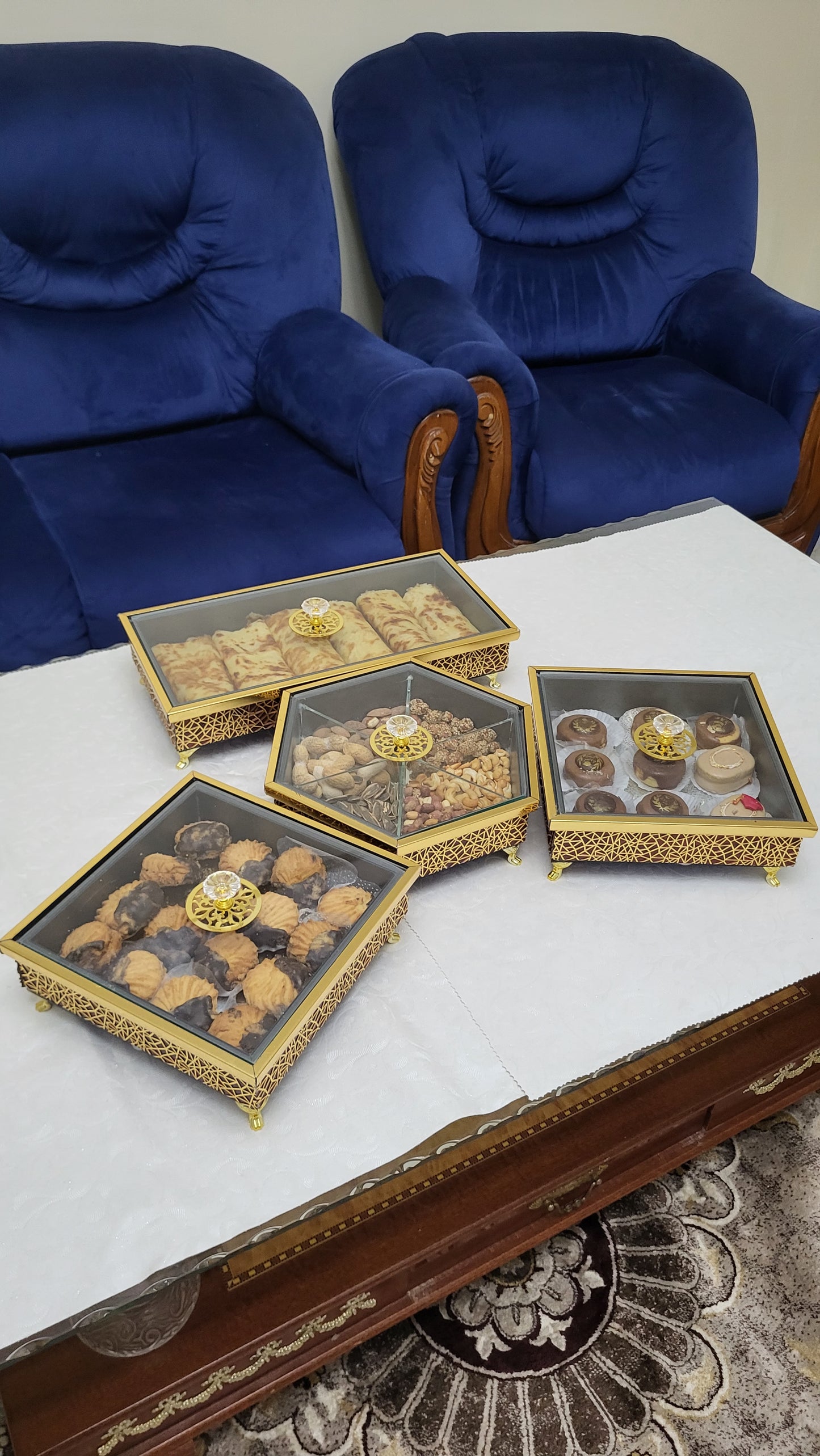 مجموعة علب روايال