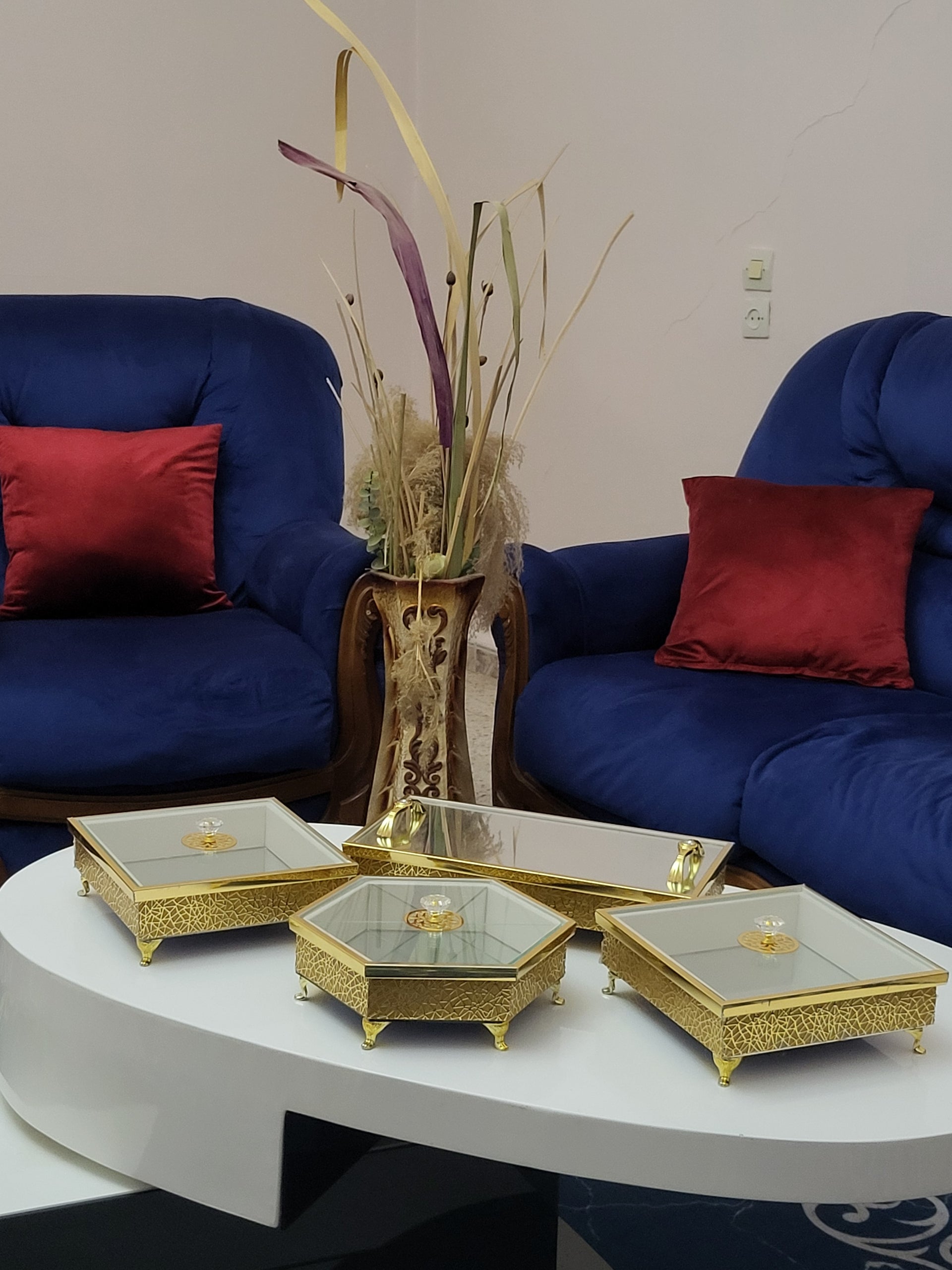 مجموعة العلب الفاخرة