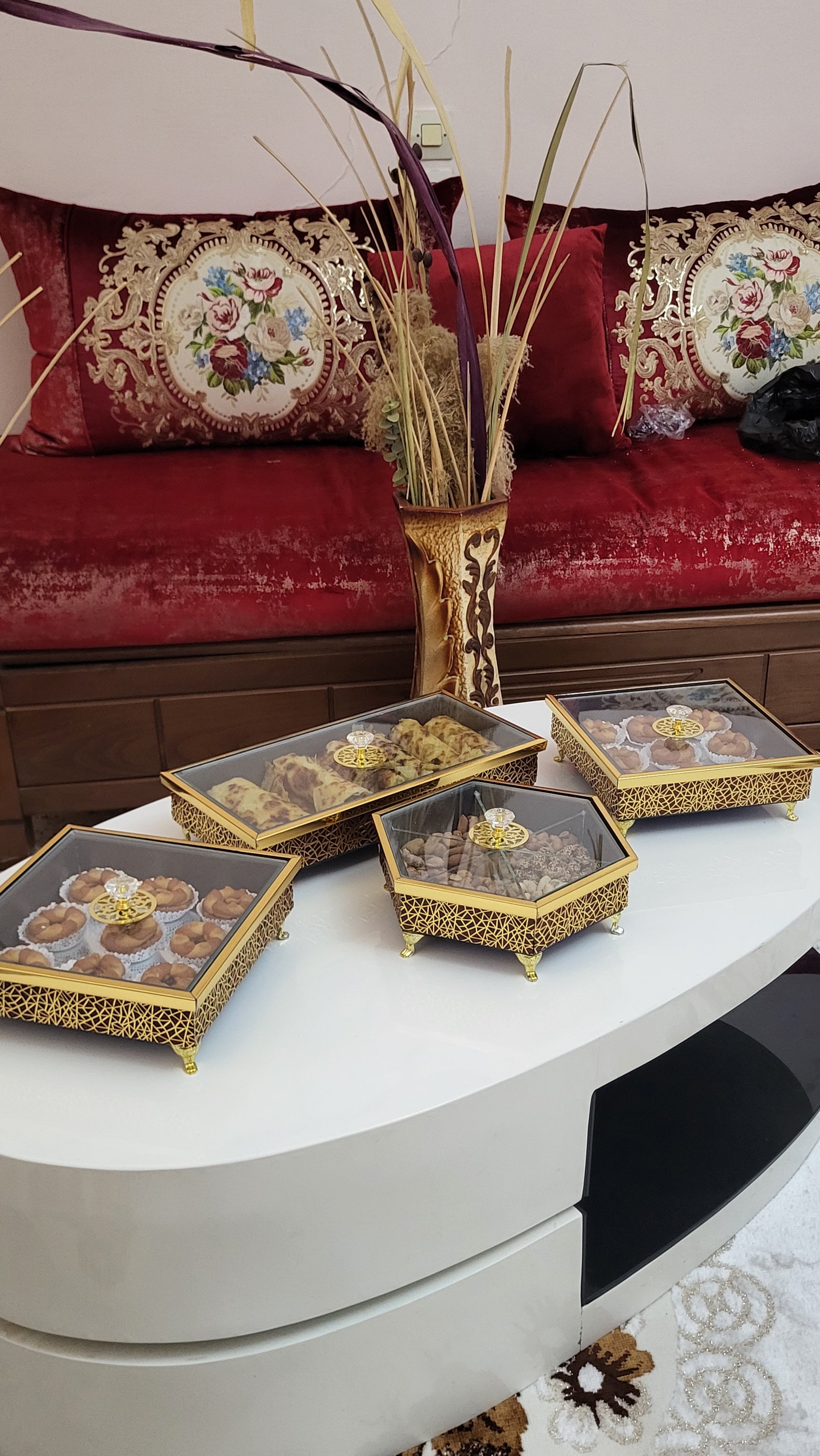 مجموعة علب روايال