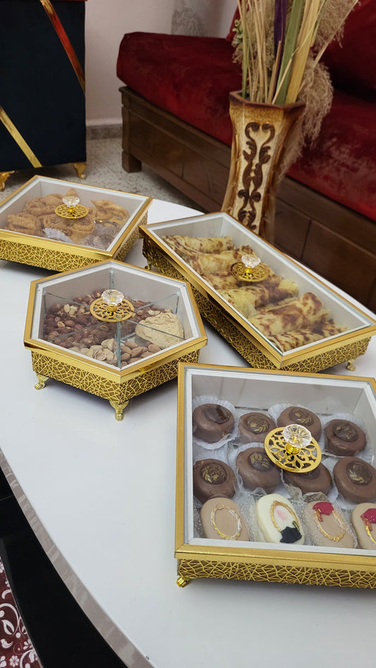 العلب الروايال الملكية